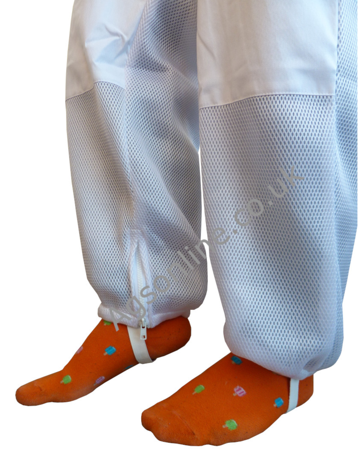 Elasticated ankles with foot loops on Blanche ApiAir air mesh Combinaison d'apiculture