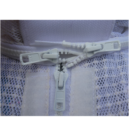 Close-up of double zip on white children's 3 layer ventilated bee suit