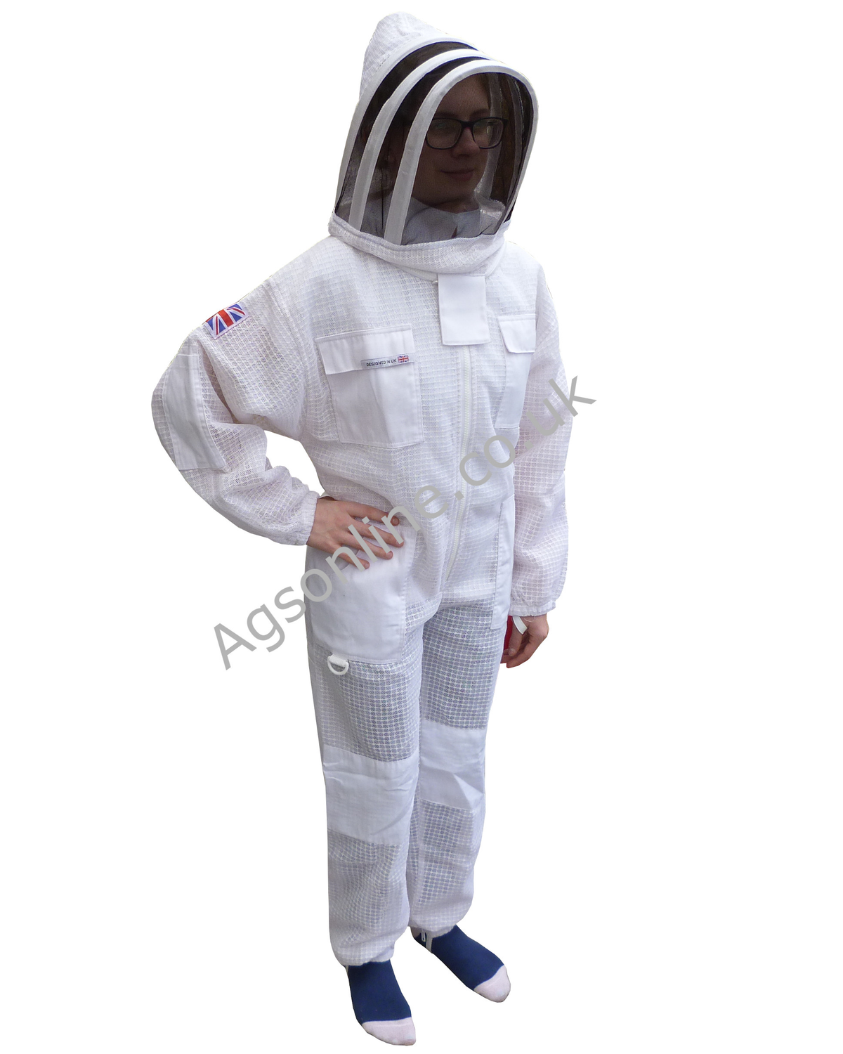 Child wearing Blanche 3 couches pour enfants Combinaison d'apiculteur avec voile d'escrime, front view