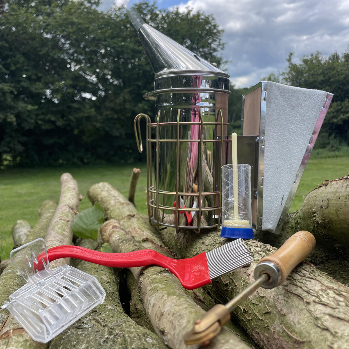 Beekeeper Tool Kit and Smoker